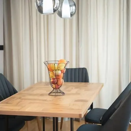 Luxury And Cozy With Lots Of Sun Apartament *
